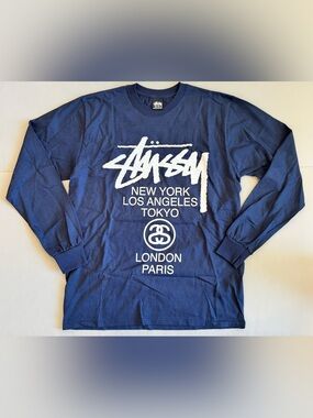 Stussy World Tour Long Sleeve in Navy